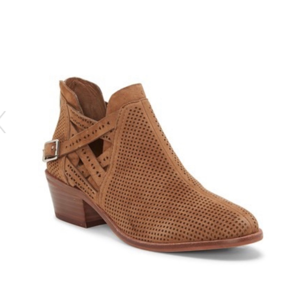 NIB Vince Camuto Pranika Perforated Ankle Boot